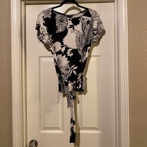 Talbots Petite  Black and Cream Waist Tie Top- New!